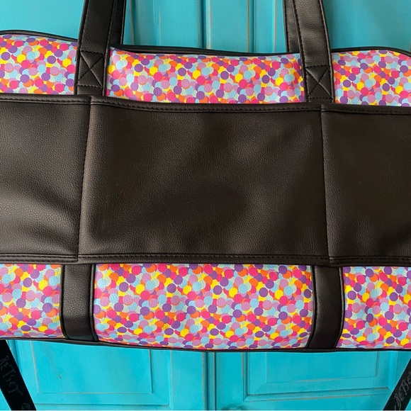 Betsey Johnson Weekender Bag Colorful Kitty Cat Style NWOT Pockets Duffel Purse - Picture 3 of 11